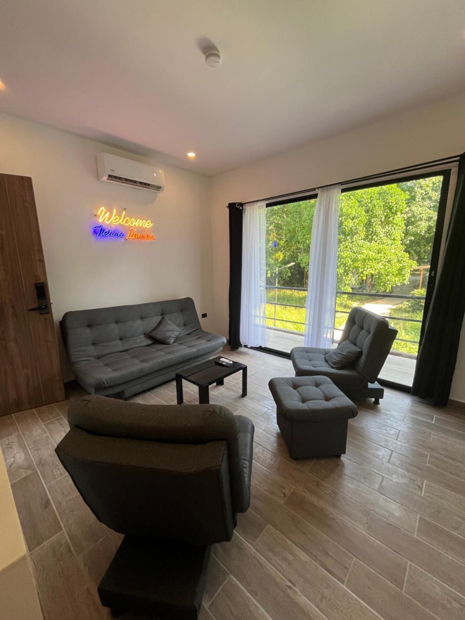 Tierrabomba Apartment *